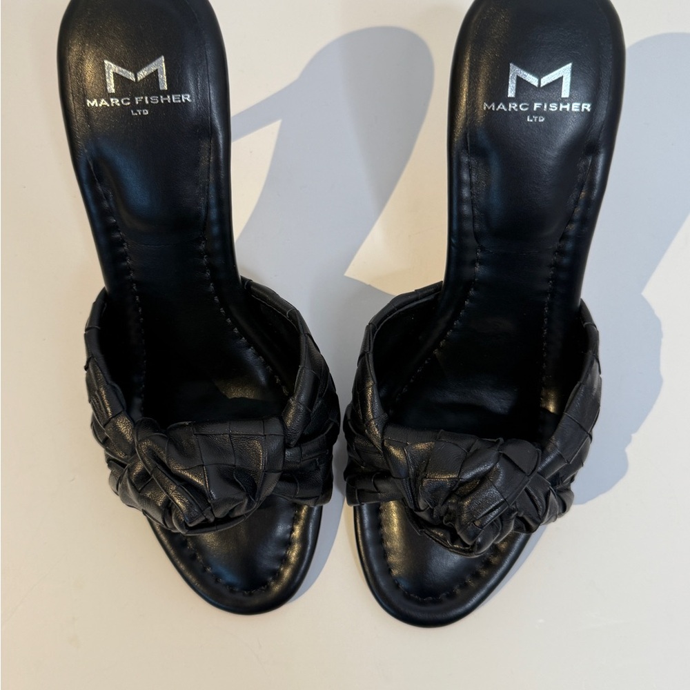 Marc Fisher Janna black heels size 8 - Picture 3 of 9